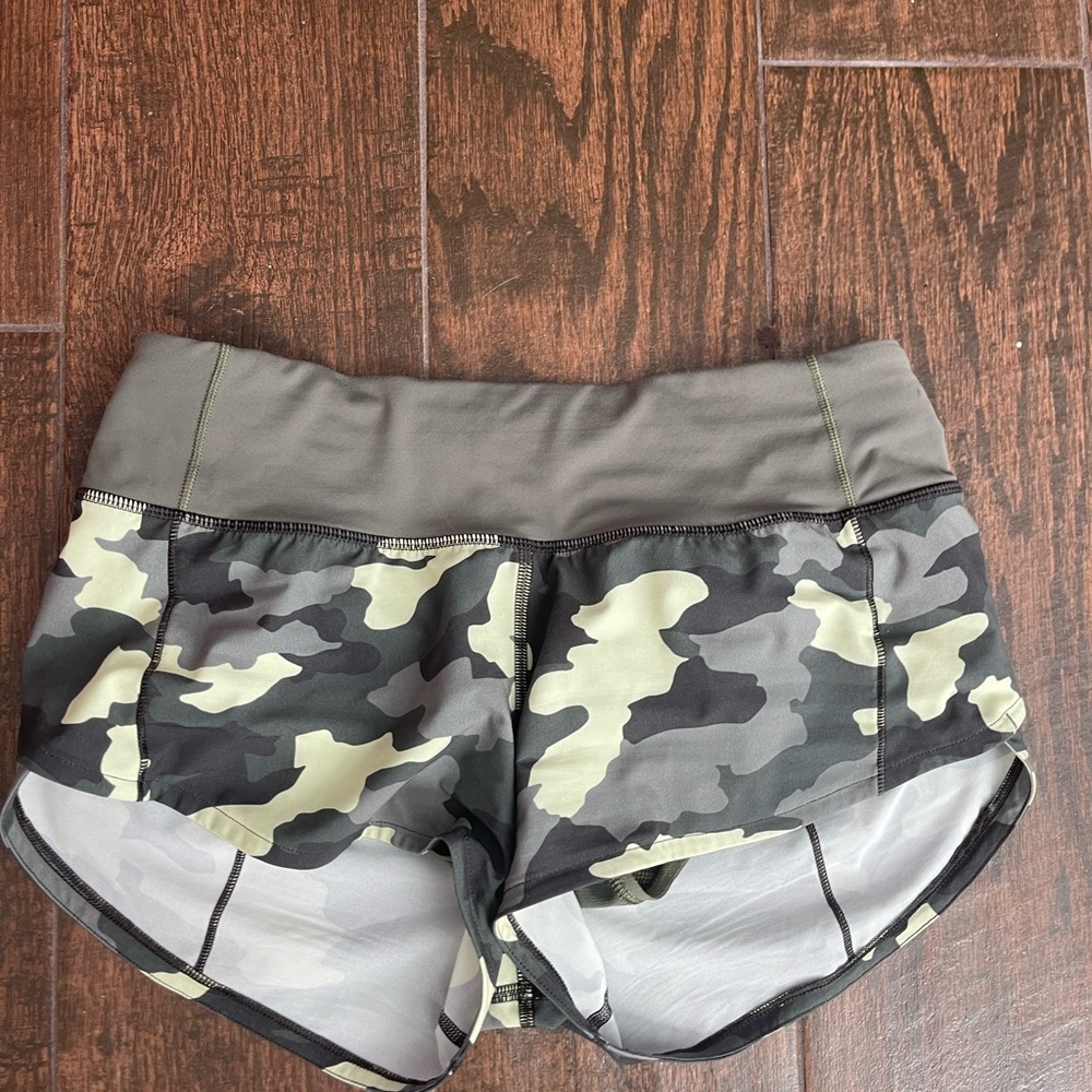 Lululemon speed up short 2.5 in